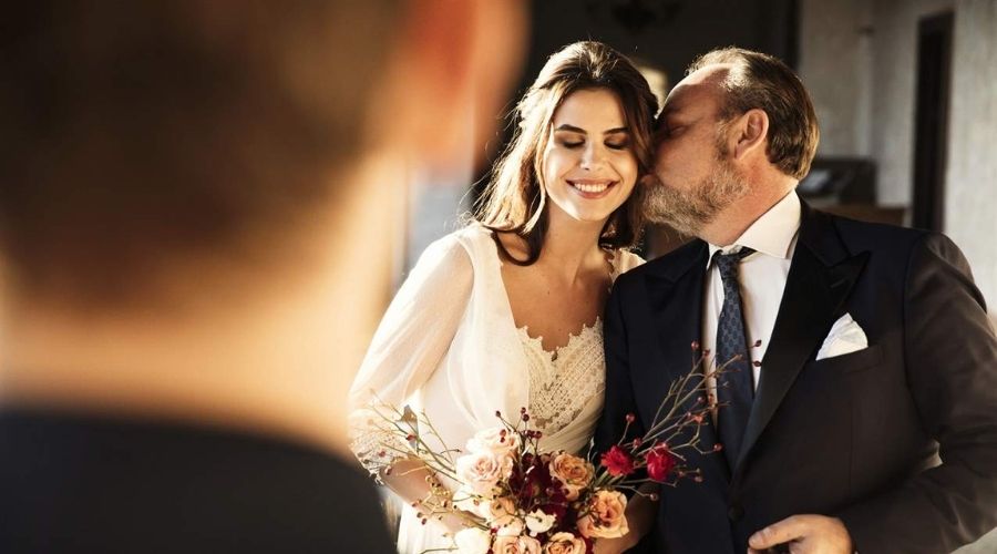 autumn vibes sposa all'altare
